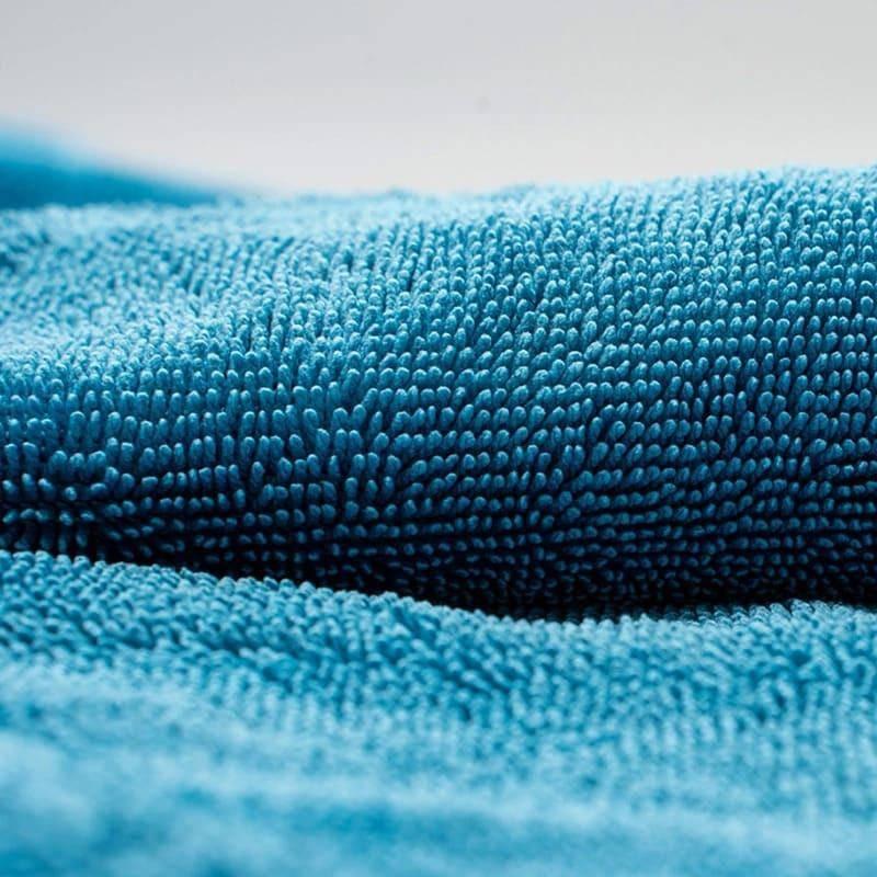 Liquid Elements - BLACK HOLE XL BLAU Premium Trockentuch 80x50cm 1300GSM Randlos 3 Black Hole XL Blau